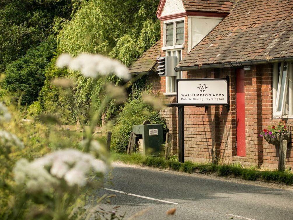 The Walhampton Arms Bed and Breakfast Lymington Εξωτερικό φωτογραφία